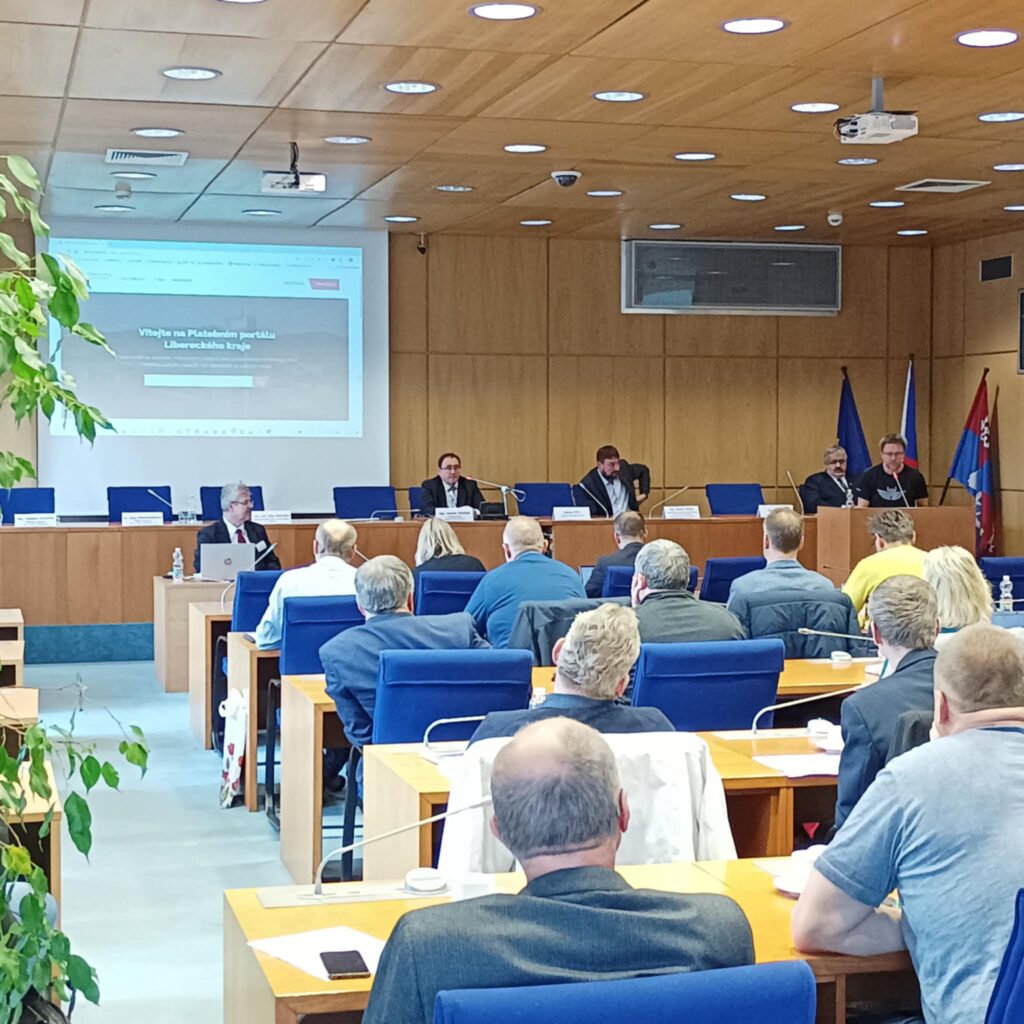 ARR a EDIH NEB na Sněmu Sdružení obcí LK
